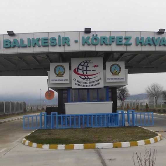 Bakılesir Körfez Havalimanı