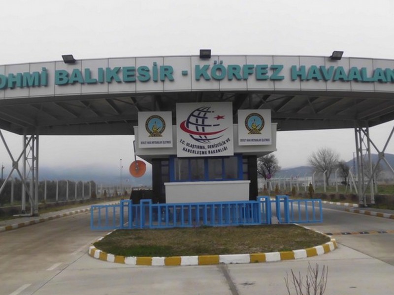 Bakılesir Körfez Havalimanı